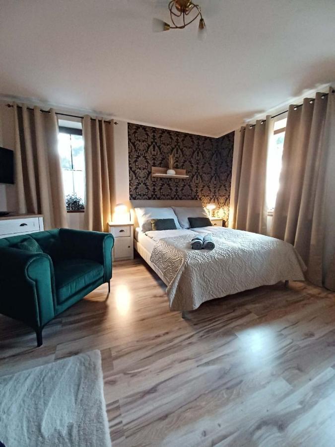 Ubytovani V Soukromi Na Sadove 906 - Valtice Bagian luar foto